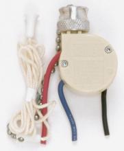 Satco Products Inc. 90/689 - 3-Way Ceiling Fan Switch; 2 Circuit With Metal Chain; White Cord And Bell; 6A-125V, 3A-250V Rating;